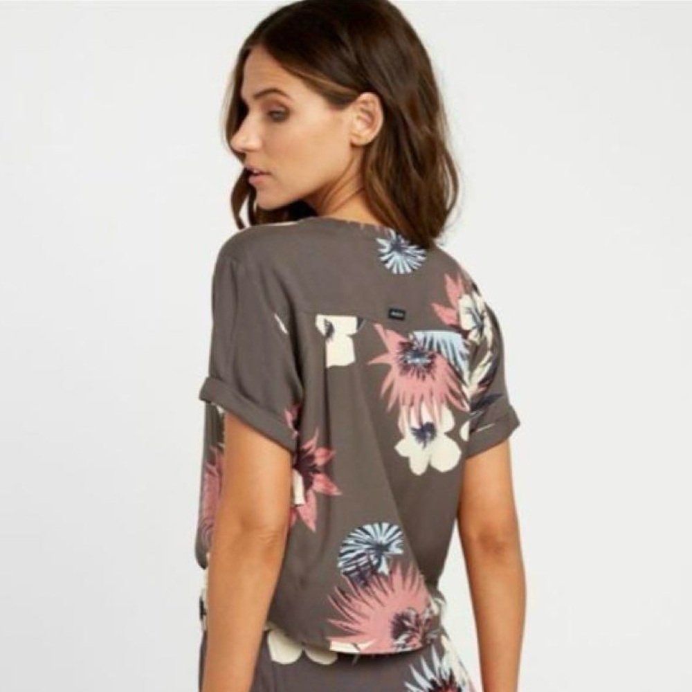 RVCA Reef Front-tie top size medium